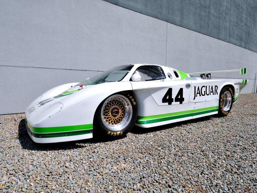  Jaguar XJR5 1982 года  (фото 16 из 18)
